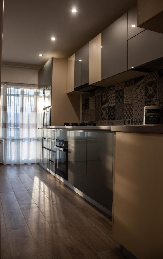 Eurocomfort Apartments Piatra Neamţ 外观 照片